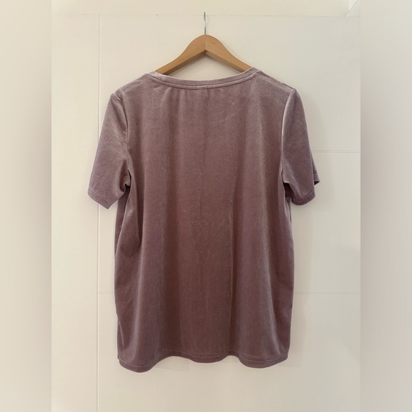 🛍️ $5 SALE Old Navy Velvet Crew Neck, EUC, size medium. - Picture 3 of 6